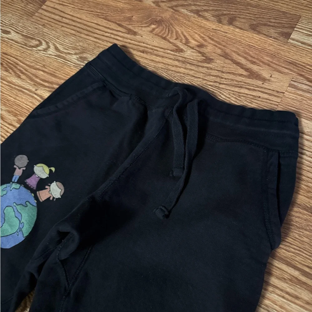 D.A.R.E Sweatpants Size Medium